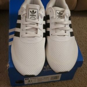 N- 5923C Addias UNISEX